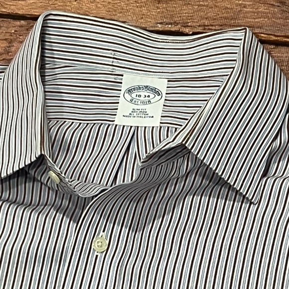 Brooks Brothers Maroon / Blue Striped Button Down Dress Suit Mens Shirt - Picture 3 of 6